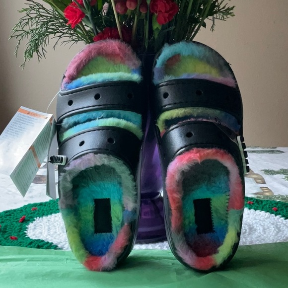 🌈 CROCS CLASSIC COZZZY SPRAY DYE SANDALS 🌈 NWT 🌈 - Picture 8 of 16